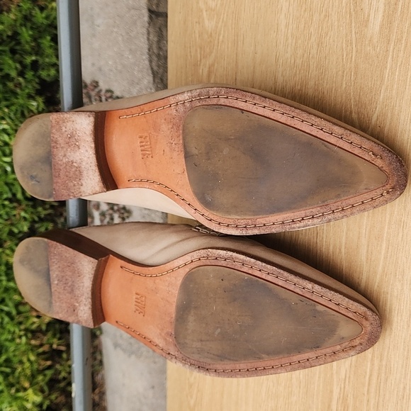 FRYE Ellie Tan/Beige Suede Mules Size 8.5 - Picture 10 of 14